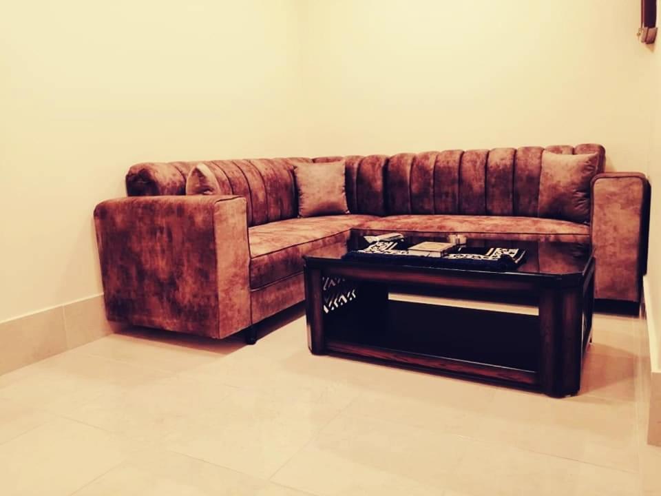 Al Riyati Hotel Apartments Aqaba Bagian luar foto