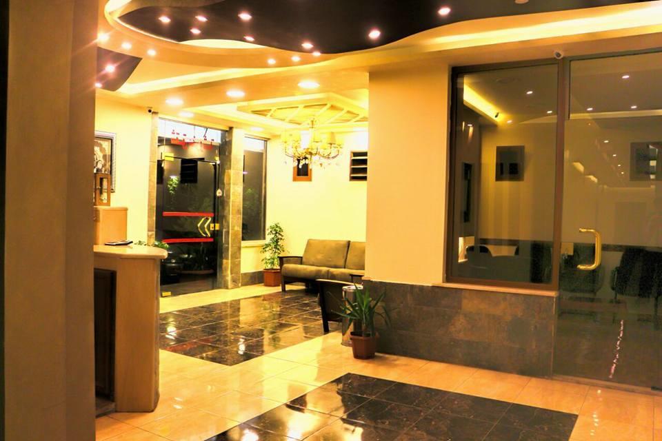 Al Riyati Hotel Apartments Aqaba Bagian luar foto