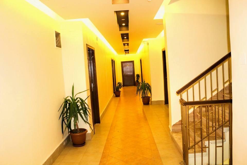 Al Riyati Hotel Apartments Aqaba Bagian luar foto