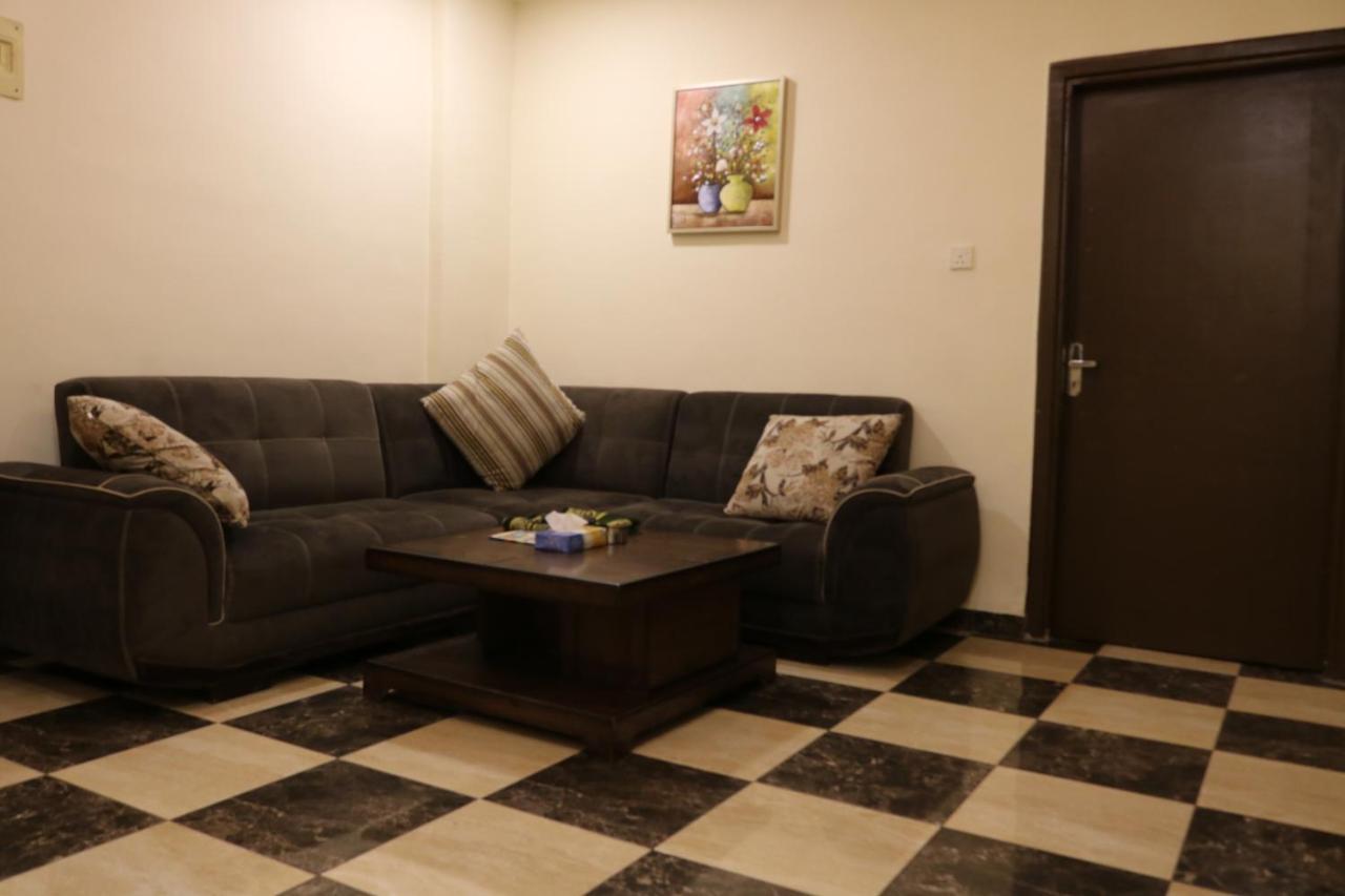 Al Riyati Hotel Apartments Aqaba Ruang foto