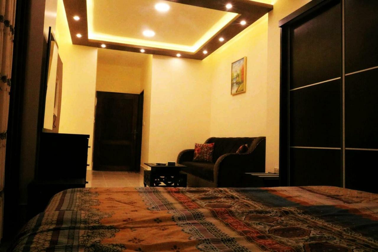 Al Riyati Hotel Apartments Aqaba Bagian luar foto